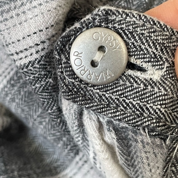 Gypsy Warrior Plaid Flannel Short - Picture 6 of 12